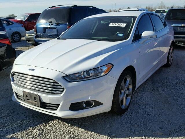 3FA6P0HR1DR112780 - 2013 FORD FUSION SE WHITE photo 2