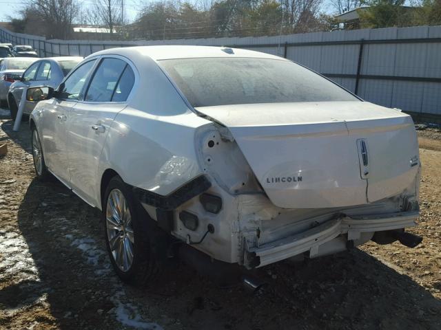 1LNHL9FT8DG600242 - 2013 LINCOLN MKS WHITE photo 3