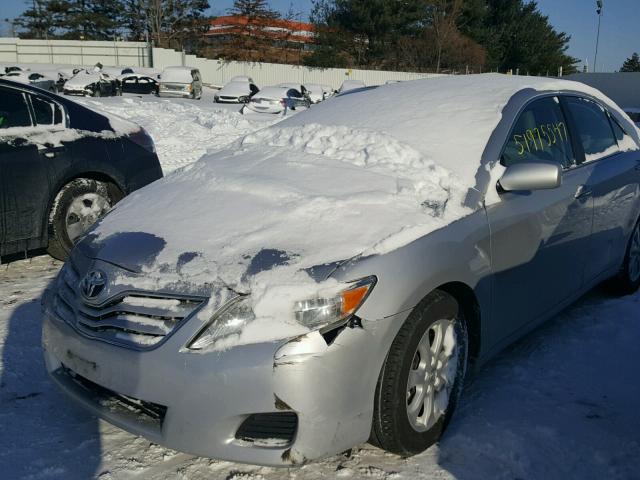 4T4BF3EK6BR195151 - 2011 TOYOTA CAMRY BASE SILVER photo 2