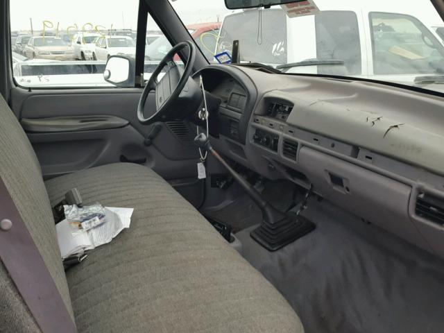 1FTDF15Y7SLA15780 - 1995 FORD F150 SILVER photo 5