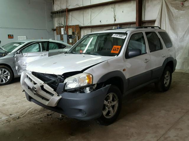 4F2YZ02Z95KM17746 - 2005 MAZDA TRIBUTE I WHITE photo 2