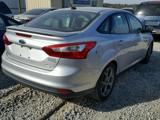 1FADP3F22EL126380 - 2014 FORD FOCUS SE SILVER photo 4