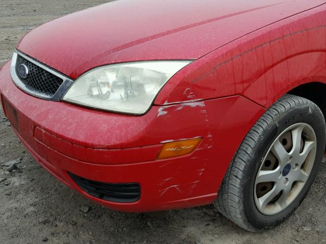 3FAFP31N15R146227 - 2005 FORD FOCUS ZX3 RED photo 9