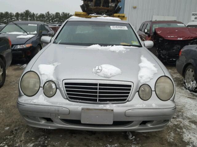 WDBJF83J82X075804 - 2002 MERCEDES-BENZ E 430 SILVER photo 9