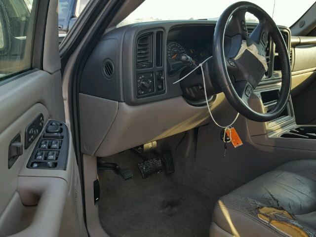 1GNEC13Z74J303815 - 2004 CHEVROLET TAHOE C150 TAN photo 9