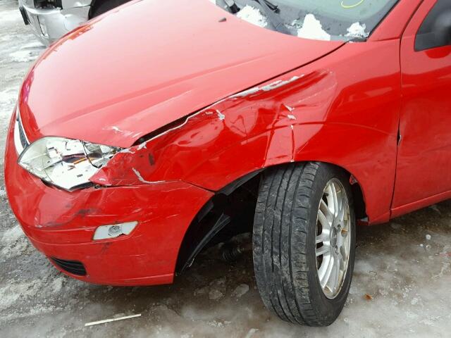 1FAHP34N07W185220 - 2007 FORD FOCUS ZX4 RED photo 9