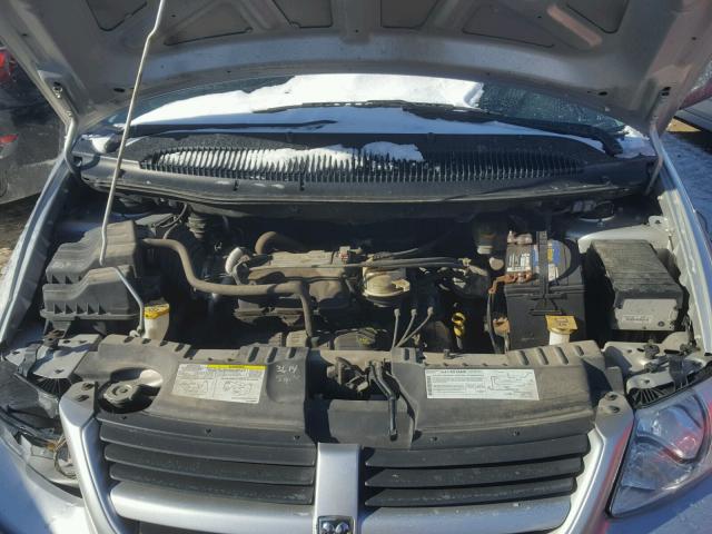 2D4GP44L67R317239 - 2007 DODGE GRAND CARA SILVER photo 7