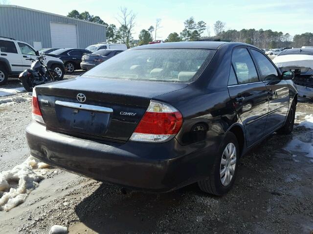 4T1BE32K65U038631 - 2005 TOYOTA CAMRY LE BLACK photo 4