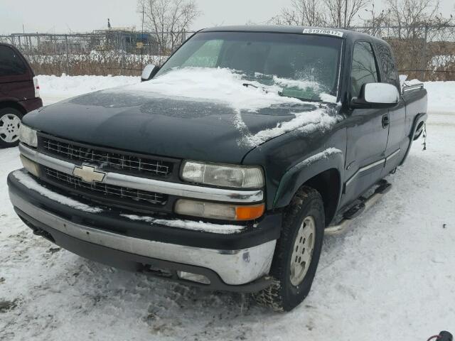 2GCEK19V311116934 - 2001 CHEVROLET SILVERADO GREEN photo 2