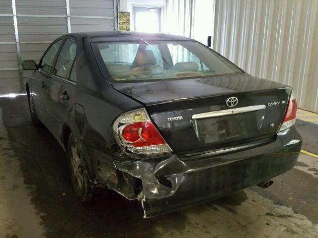 4T1BF30K55U088968 - 2005 TOYOTA CAMRY LE BLACK photo 3