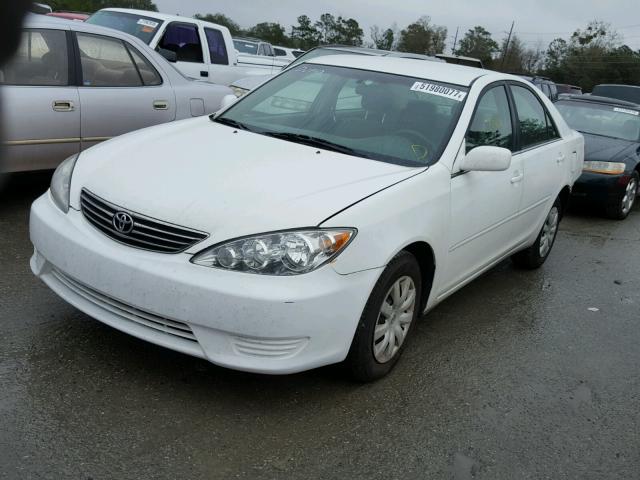 4T1BE32K86U705085 - 2006 TOYOTA CAMRY LE WHITE photo 2