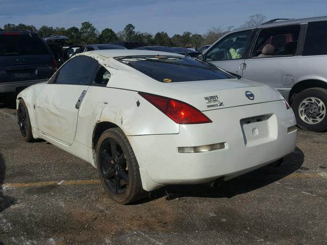 JN1AZ34D24T161336 - 2004 NISSAN 350Z COUPE WHITE photo 3