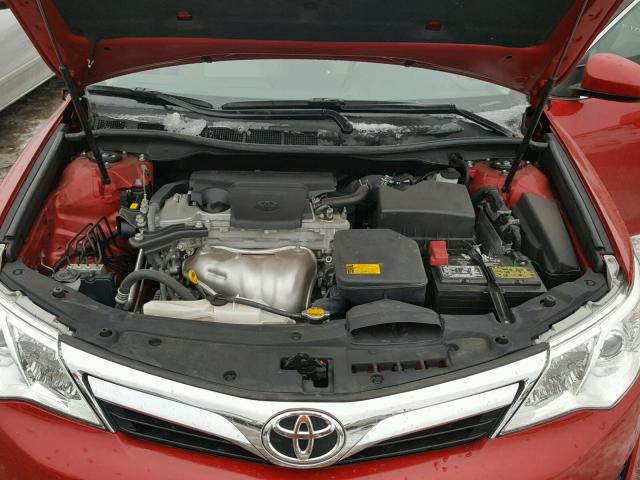 4T1BF1FK8CU504181 - 2012 TOYOTA CAMRY BASE RED photo 7