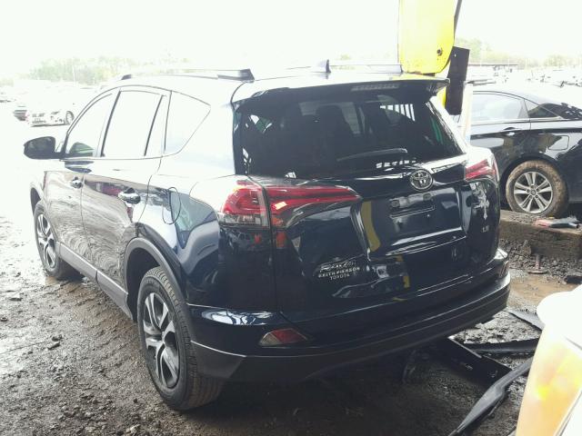 JTMZFREVXHJ126273 - 2017 TOYOTA RAV4 LE Mavi foto 3