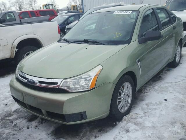 1FAHP35N28W247040 - 2008 FORD FOCUS SE GREEN photo 2