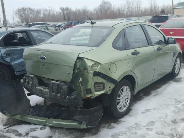 1FAHP35N28W247040 - 2008 FORD FOCUS SE GREEN photo 4