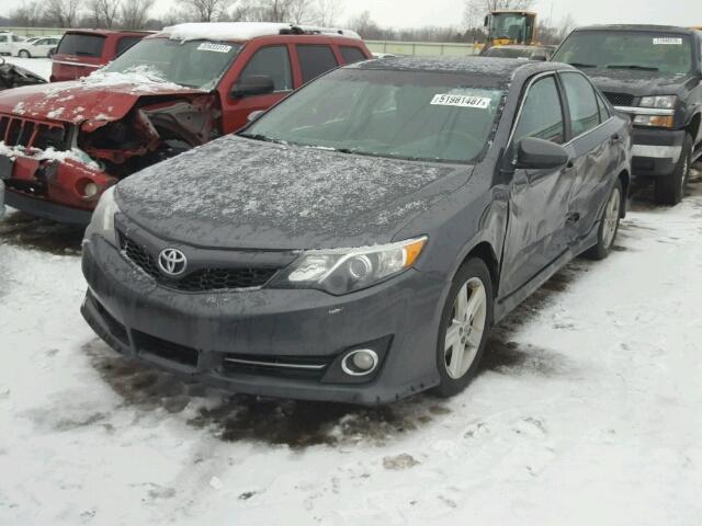 4T1BF1FK4CU115067 - 2012 TOYOTA CAMRY BASE GRAY photo 2