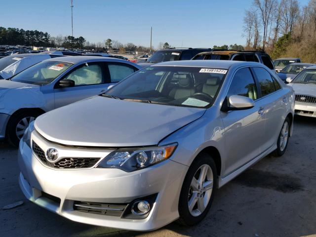 4T1BF1FK5CU506650 - 2012 TOYOTA CAMRY BASE SILVER photo 2