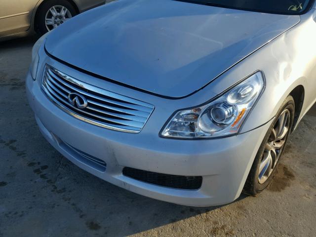 JNKCV61E69M011326 - 2009 INFINITI G37 BASE SILVER photo 9