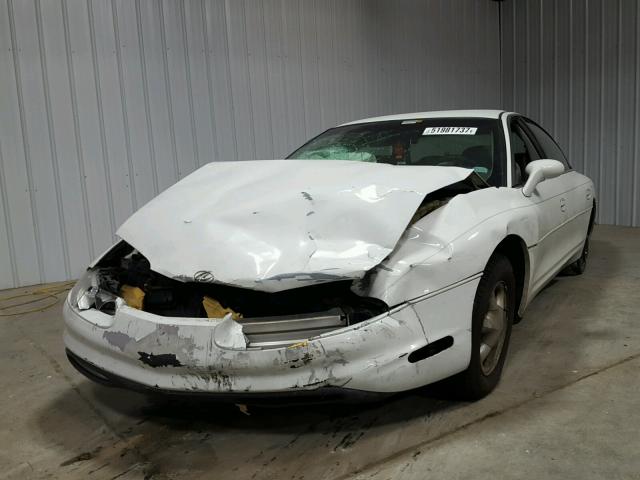 1G3GR62C7X4111985 - 1999 OLDSMOBILE AURORA WHITE photo 2