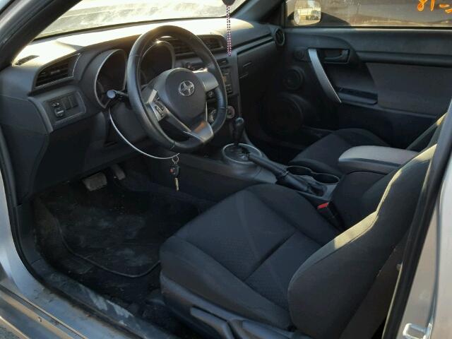 JTKJF5C78D3047363 - 2013 TOYOTA SCION TC 银色 照片 5
