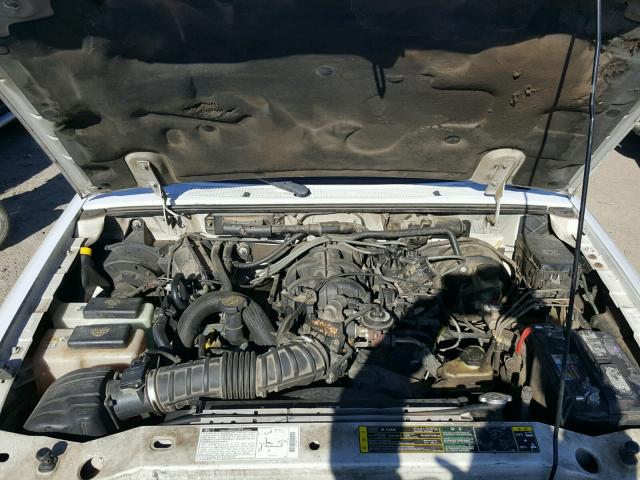 1FTYR10E42PB62881 - 2002 FORD RANGER WHITE photo 7