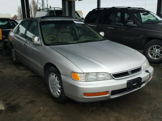 1HGCD5657VA035610 - 1997 HONDA ACCORD EX SILVER photo 1