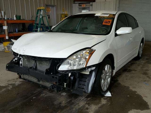 1N4AL2AP8CN445957 - 2012 NISSAN ALTIMA BAS WHITE photo 2