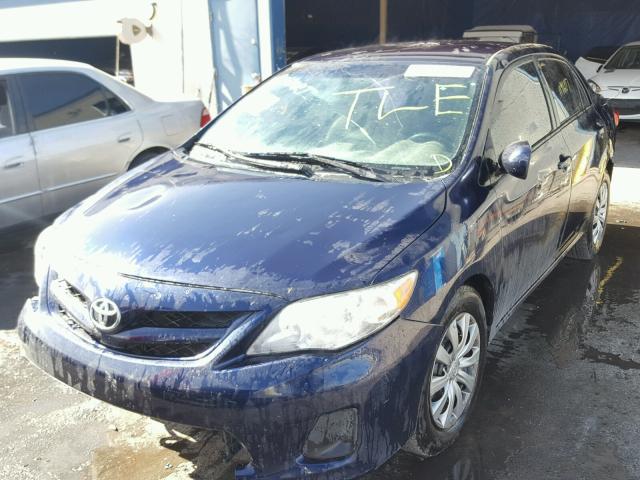 2T1BU4EEXCC818855 - 2012 TOYOTA COROLLA BA BLUE photo 2