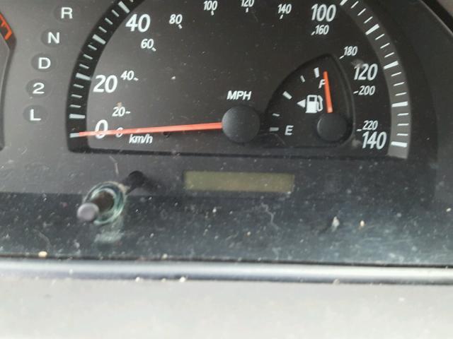 4T1BE32K24U883927 - 2004 TOYOTA CAMRY LE ვერცხლისფერი ფოტო 8