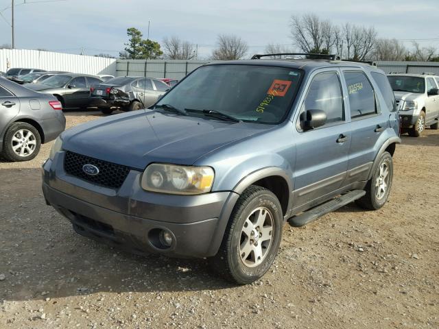 1FMCU03125KA58513 - 2005 FORD ESCAPE XLT BLUE photo 2