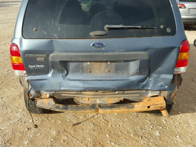 1FMCU03125KA58513 - 2005 FORD ESCAPE XLT BLUE photo 9