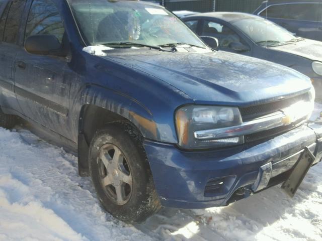 1GNDT13S452355347 - 2005 CHEVROLET TRAILBLAZE BLUE photo 1