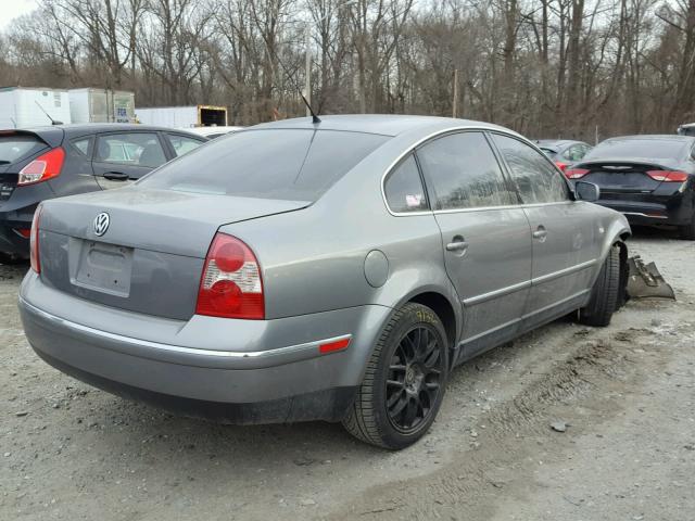 WVWPD63B33P188818 - 2003 VOLKSWAGEN PASSAT GLS SILVER photo 4