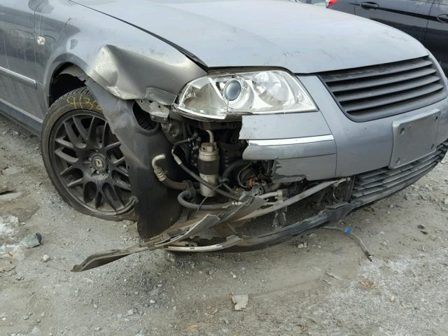 WVWPD63B33P188818 - 2003 VOLKSWAGEN PASSAT GLS SILVER photo 9