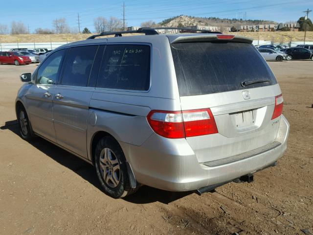 5FNRL38715B070276 - 2005 HONDA ODYSSEY EX SILVER photo 3