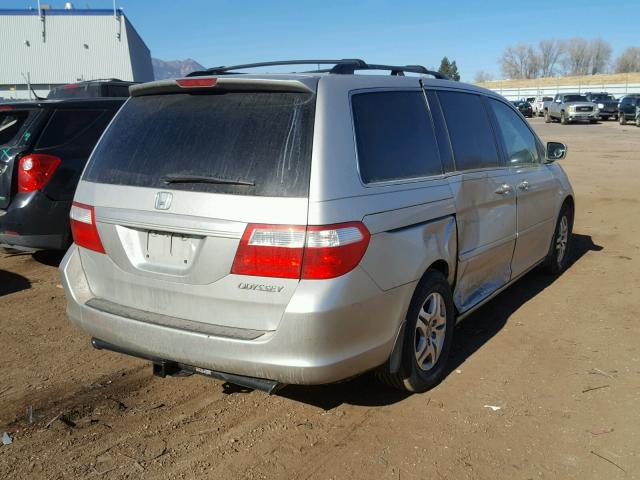 5FNRL38715B070276 - 2005 HONDA ODYSSEY EX SILVER photo 4