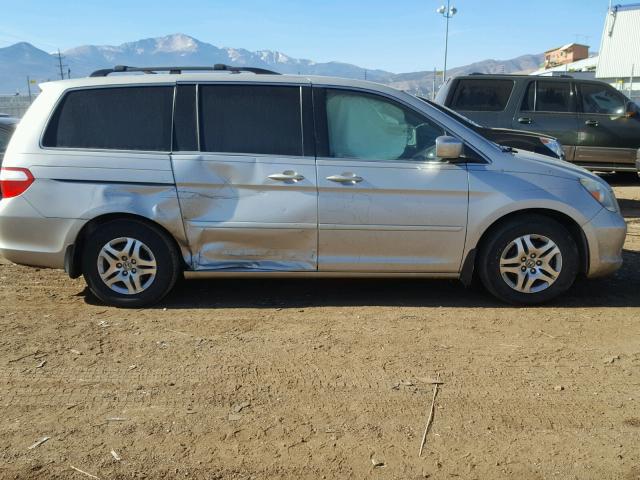 5FNRL38715B070276 - 2005 HONDA ODYSSEY EX SILVER photo 9