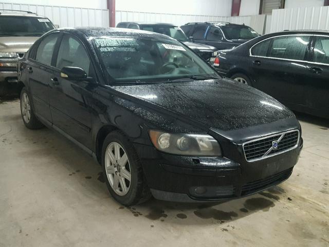 YV1MS682742011022 - 2004 VOLVO S40 T5 BLACK photo 1