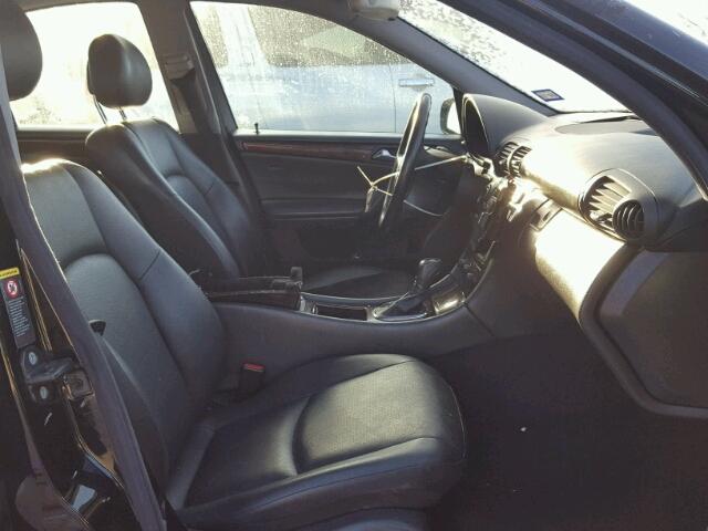 WDBRF81J84F496002 - 2004 MERCEDES-BENZ C 240 4MAT BLACK photo 5