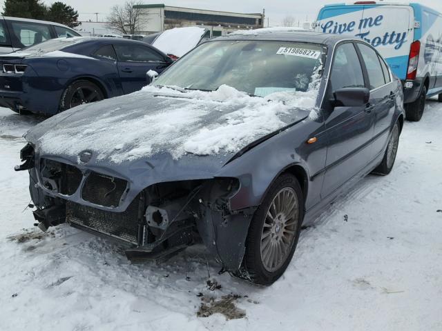 WBAEV53452KM18982 - 2002 BMW 330 I GRAY photo 2