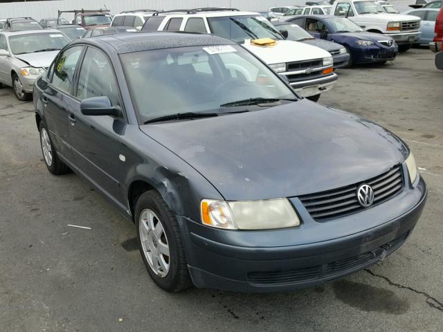 WVWAC63B21P012669 - 2001 VOLKSWAGEN PASSAT GLS GRAY photo 1