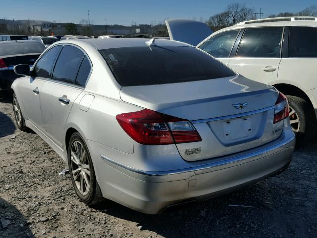 KMHGC4DD1DU257611 - 2013 HYUNDAI GENESIS 3. SILVER photo 3