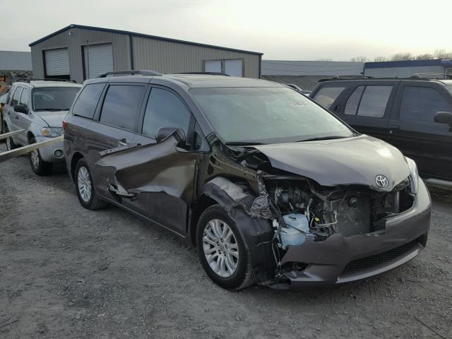 5TDYK3DC1FS543379 - 2015 TOYOTA SIENNA XLE GRAY photo 1