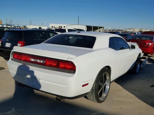 2B3CJ4DVXAH255213 - 2010 DODGE CHALLENGER WHITE photo 4