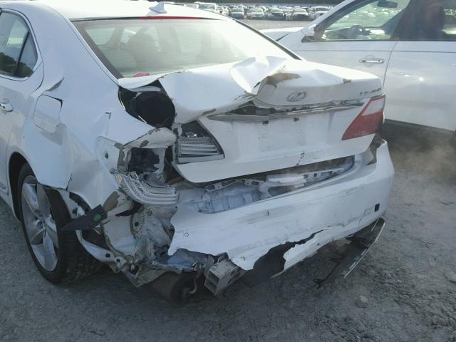 JTHBL5EF2B5103144 - 2011 LEXUS LS 460 WHITE photo 9