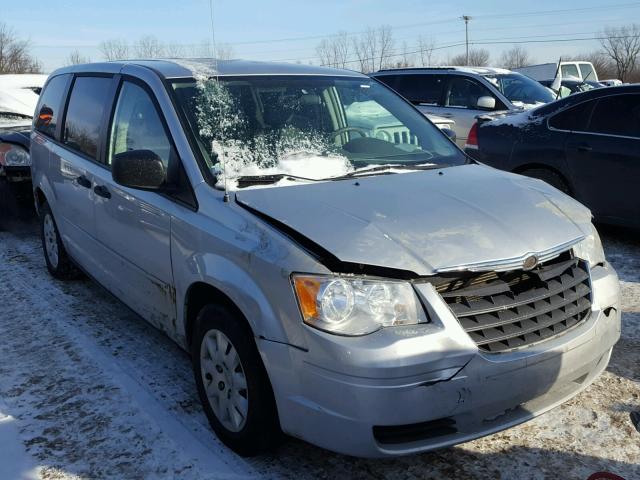 2A8HR44H08R731750 - 2008 CHRYSLER TOWN & COU SILVER photo 1