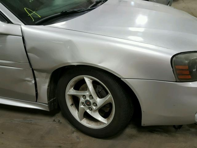 2G2WR524641361762 - 2004 PONTIAC GRAND PRIX SILVER photo 9