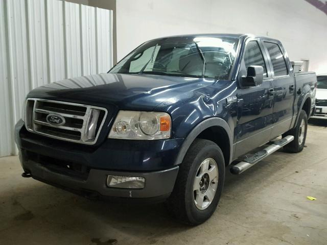 1FTPW14545FA65995 - 2005 FORD F150 SUPER BLUE photo 2