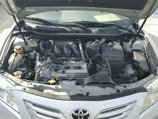 4T1BK46KX7U025151 - 2007 TOYOTA CAMRY NEW SILVER photo 7